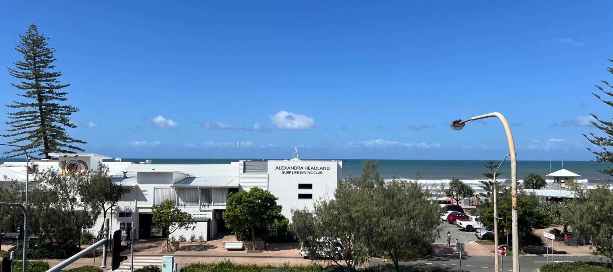 Ocean View - Alexandra Headlands Beachfront Unit Экстерьер фото