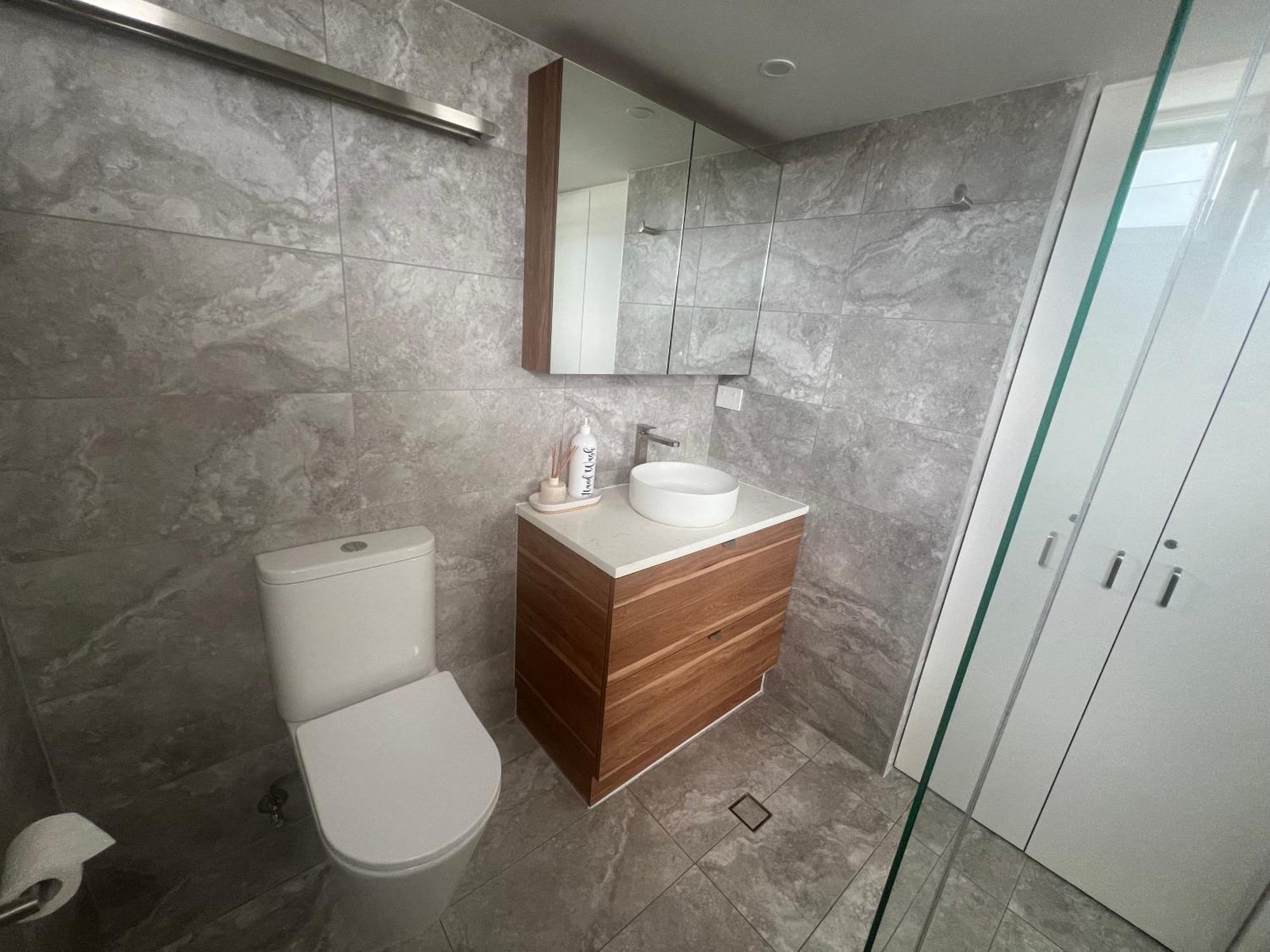 Ocean View - Alexandra Headlands Beachfront Unit Экстерьер фото